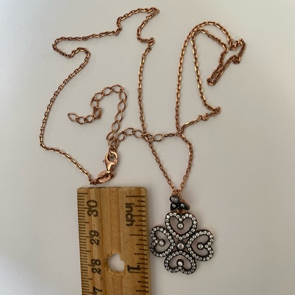 925 Silver necklace cz stones flower heart design - Picture 4 of 4